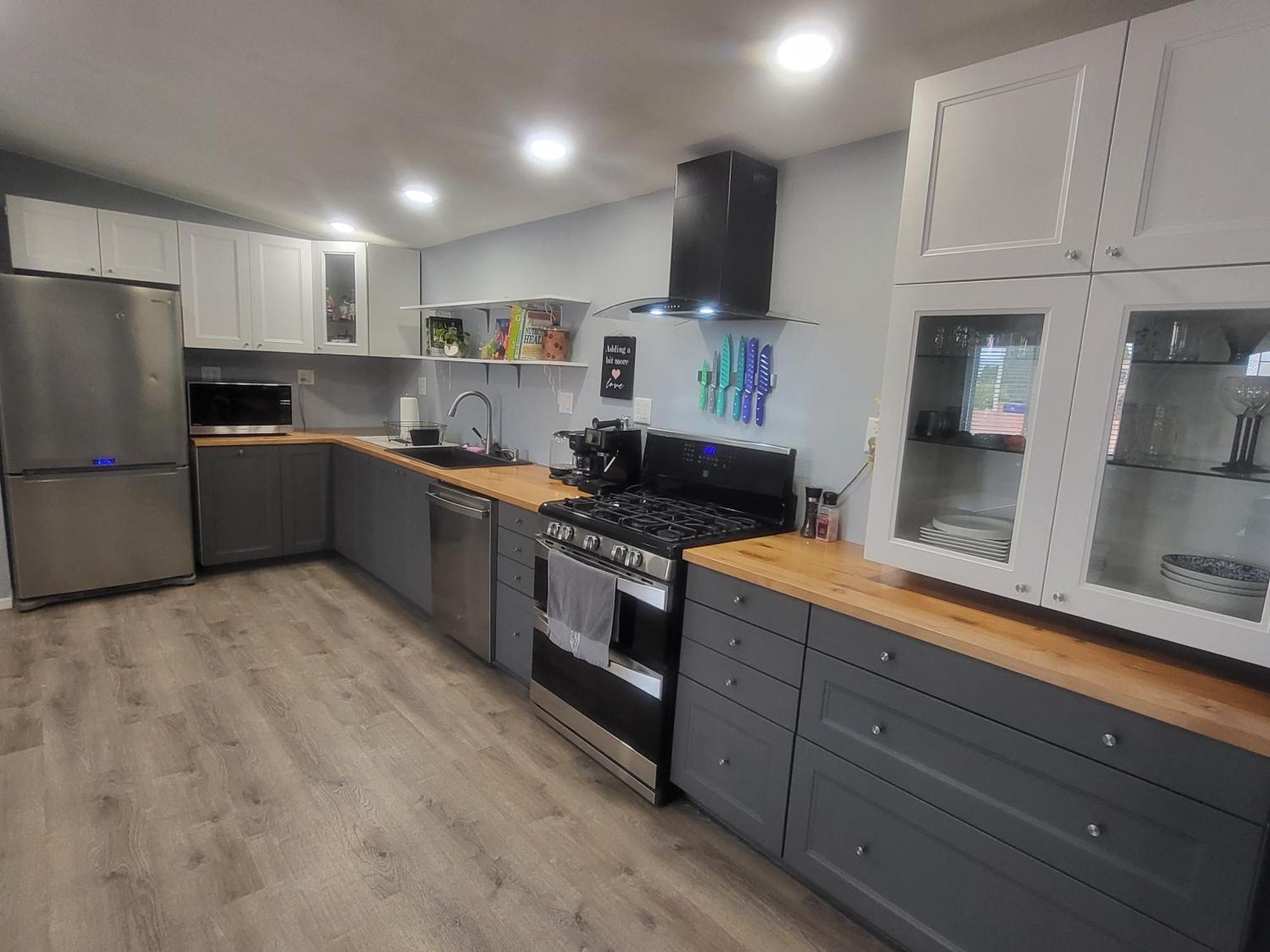 Charming Oasis In The Heart Of Sunnyside, *